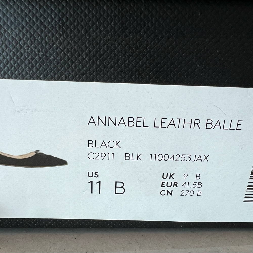 Elegant Coach Black Leather Ballet Flats - Picture 9 of 9